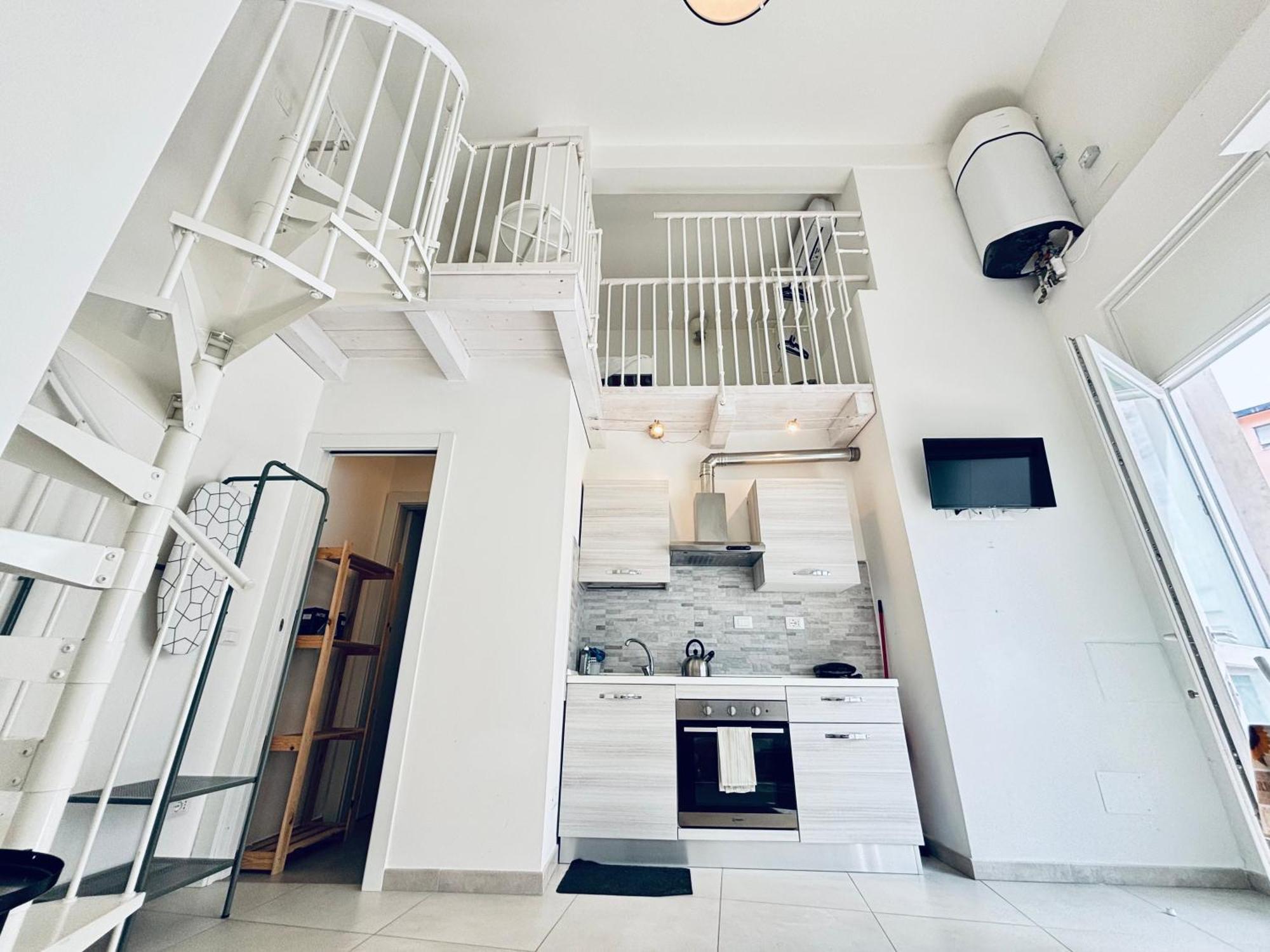 8 Lofts - Apartments - 1 Специя Экстерьер фото